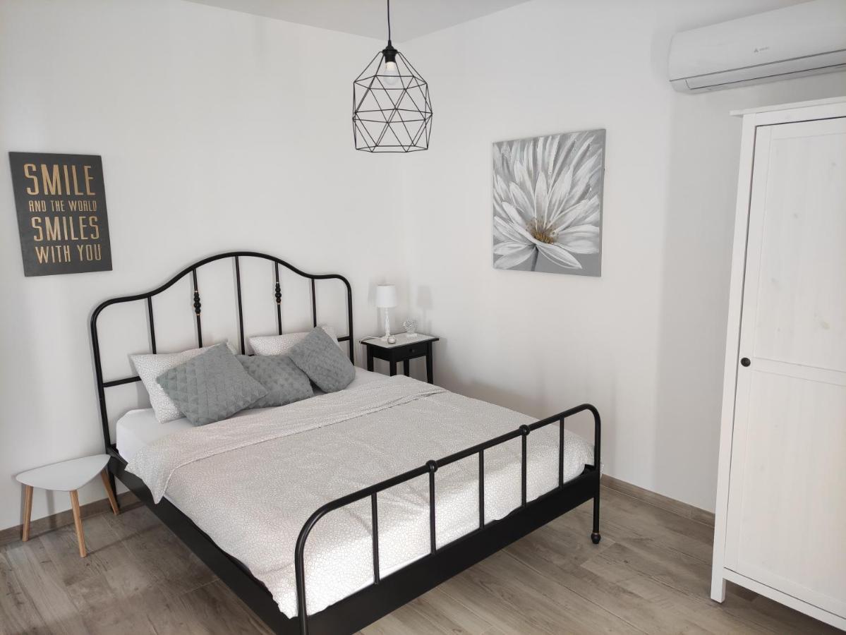 Apartmani Rina Donja Jagodnja Esterno foto