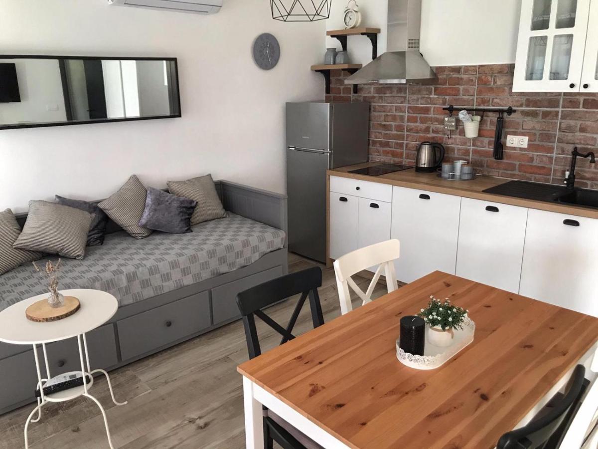 Apartmani Rina Donja Jagodnja Esterno foto