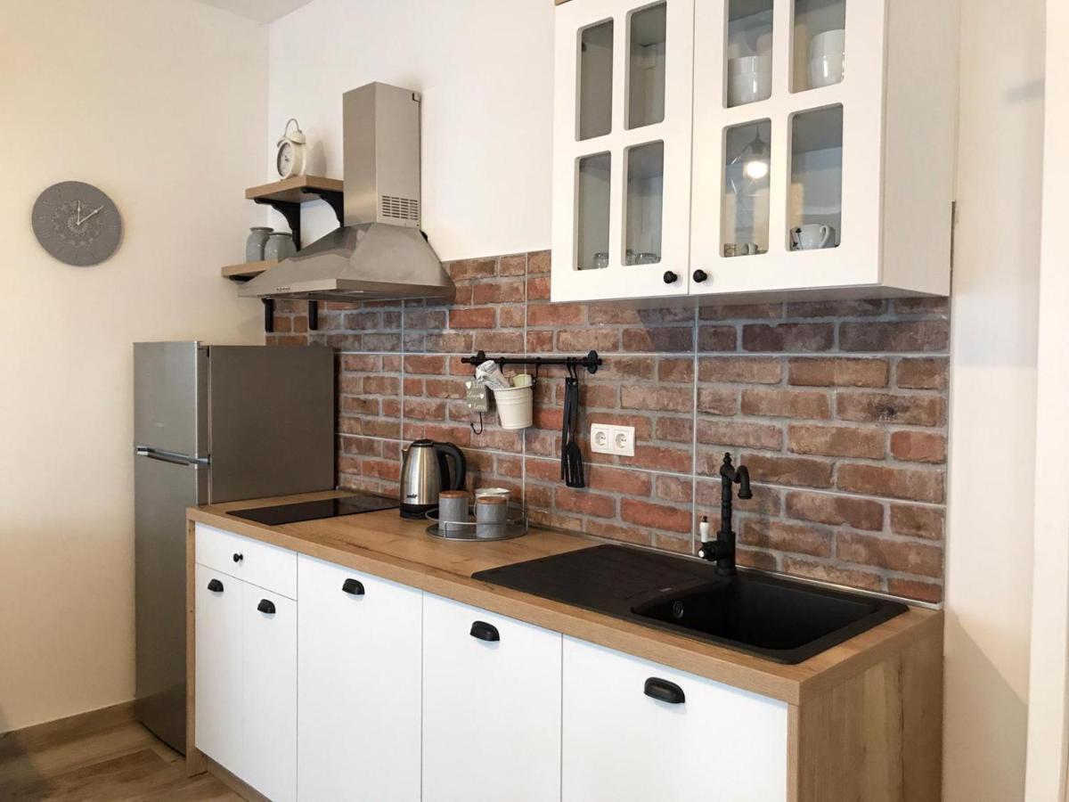 Apartmani Rina Donja Jagodnja Esterno foto